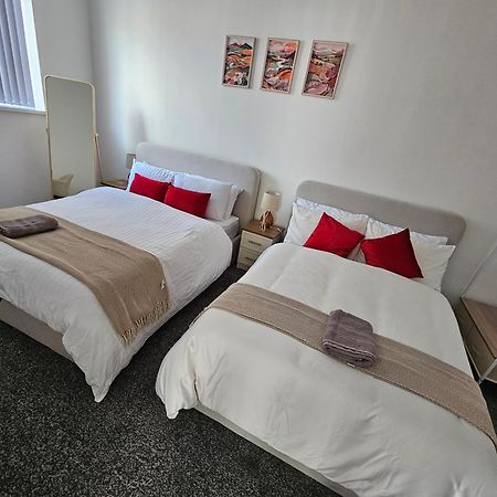 Stylish 1 Bed Apartment In Newly Refurbished Building W/ Parking & Wi-Fi เบอร์มิงแฮม ภายนอก รูปภาพ