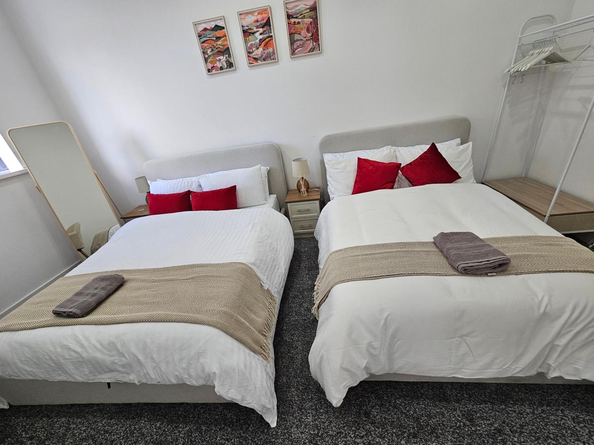 Stylish 1 Bed Apartment In Newly Refurbished Building W/ Parking & Wi-Fi เบอร์มิงแฮม ภายนอก รูปภาพ